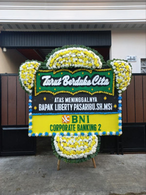 Papan Bunga Duka di Mustikasari
