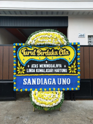 Papan Bunga Duka di Mustikasari