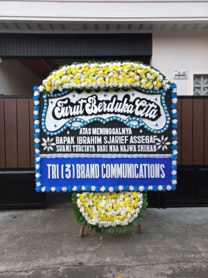 Papan Bunga Duka di Mustikasari